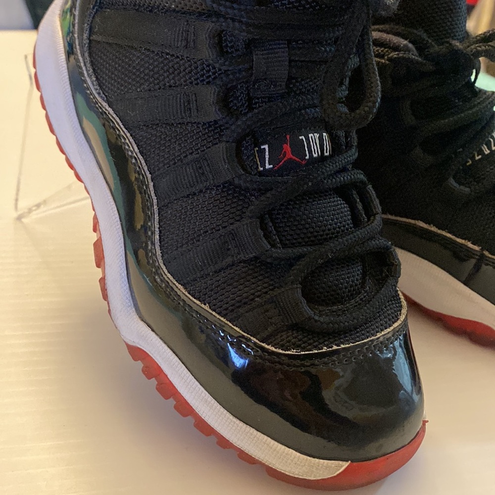 Nike Air Jordan 11 Retro Bred Black True Red White Kids Boy/Girls PS Sz 12C 2019